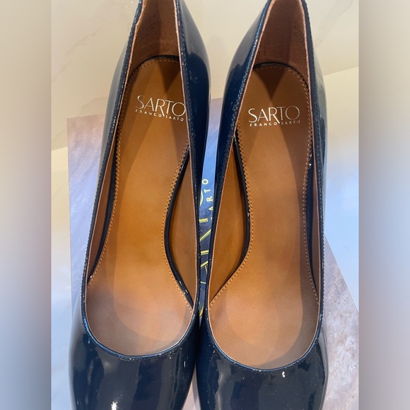 Franco Sarto Blue Patent Heels 9.5M - Picture 2 of 11